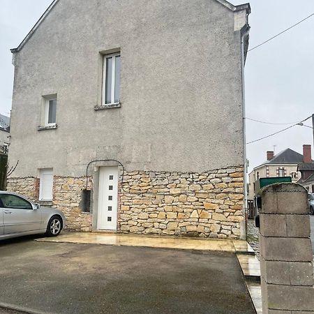 Little Jungle - T2 Avec Parking Apartment Vierzon Bagian luar foto