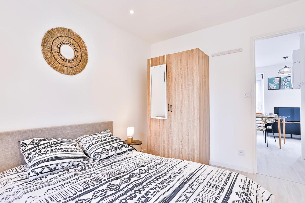 Little Jungle - T2 Avec Parking Apartment Vierzon Bagian luar foto